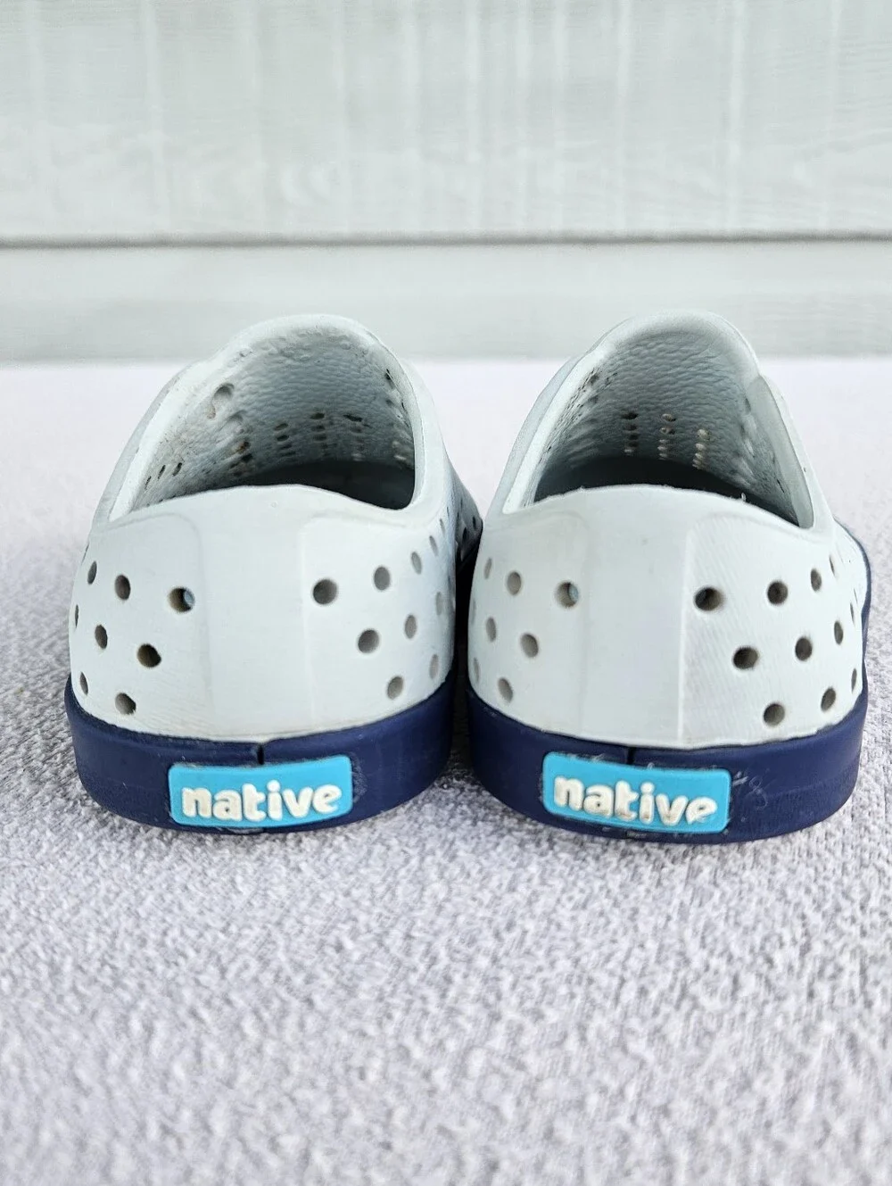 Native Jefferson Navy Blue Grey SZ C5 Slip-On Breathable Water Shoes